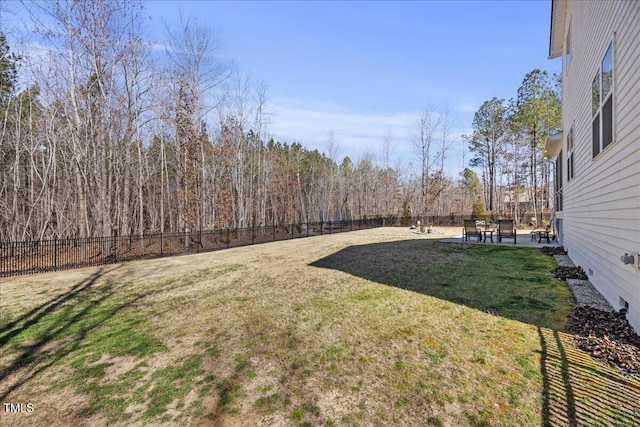 view of yard featuring a fenced backyard and a patio area