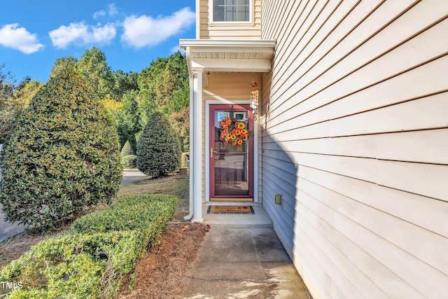 view of property entrance