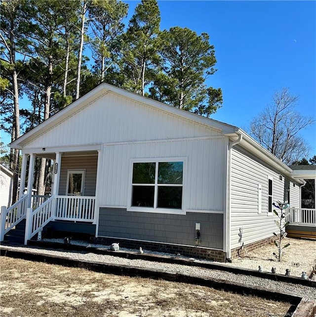 Listing photo 2 for 3760 Oakwood Dr SE, Southport NC 28461