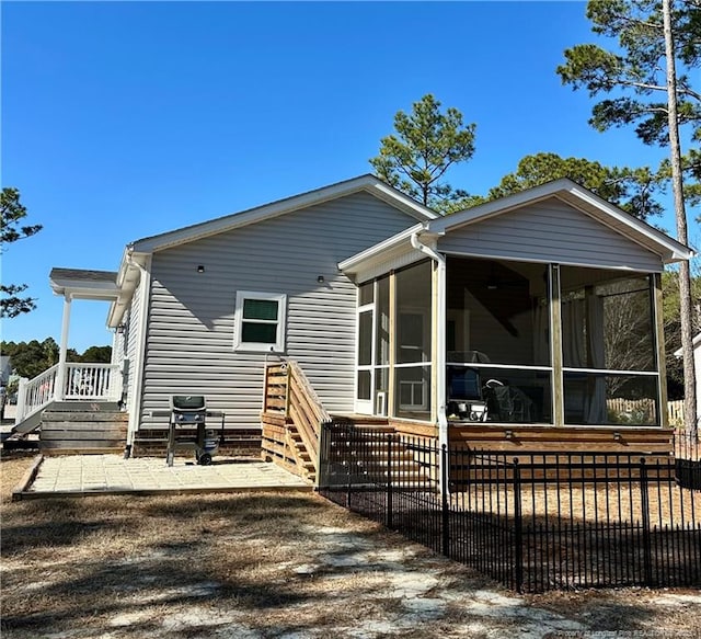 Listing photo 3 for 3760 Oakwood Dr SE, Southport NC 28461