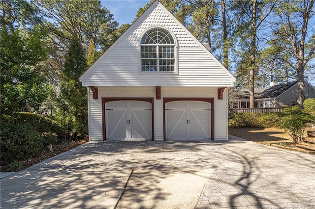 garage featuring a garage