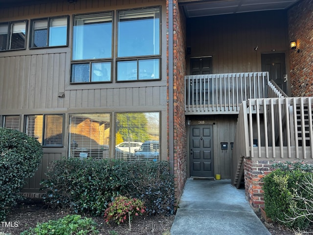 entrance to property with a porch