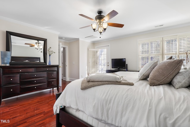 bedroom featuring ceiling fan, dark wood-type flooring, visible vents, baseboards, and ornamental molding