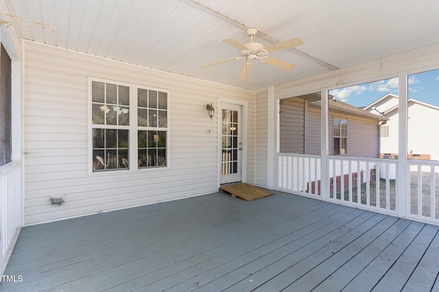 deck with a ceiling fan