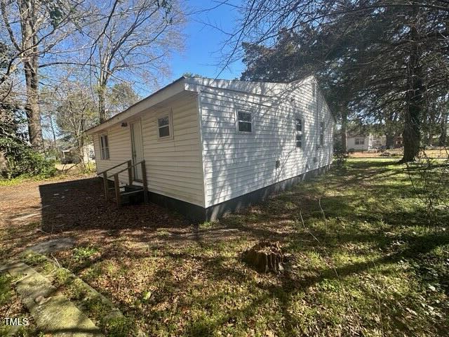 2104 Cecelia Ave, Kinston, NC 28501 - view of property exterior with entry steps