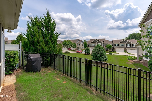 view of yard with a residential view