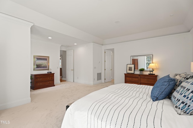 bedroom with recessed lighting, baseboards, visible vents, and carpet flooring