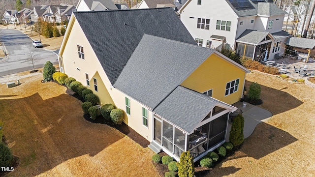 drone / aerial view featuring a residential view