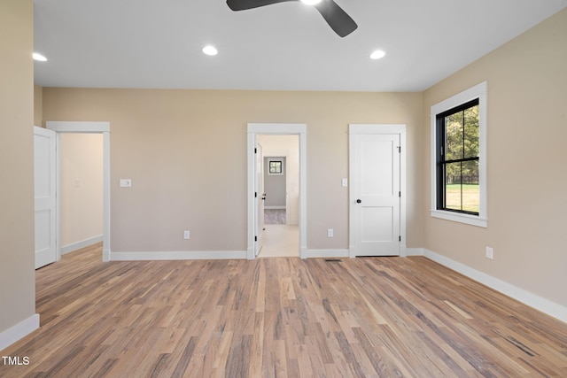 unfurnished bedroom featuring baseboards, light wood-style floors, ceiling fan, and recessed lighting