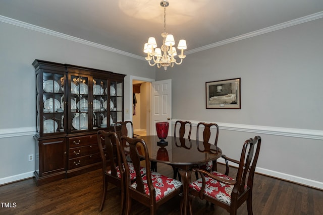 dining room featuring an inviting chandelier, crown molding, baseboards, and dark wood-style flooring