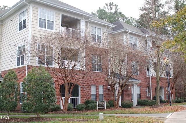 view of building exterior