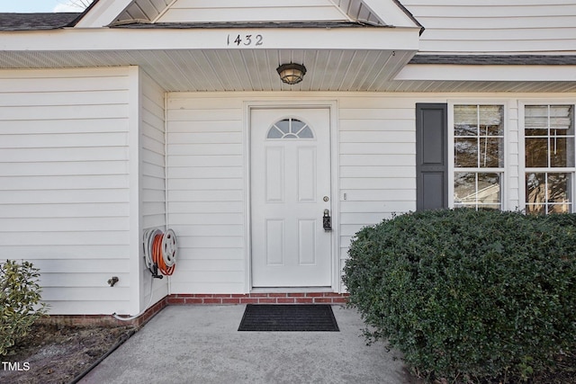 view of property entrance