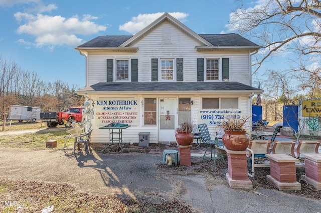 view of front of house