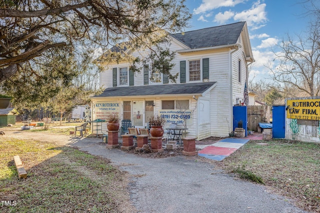 view of front of house