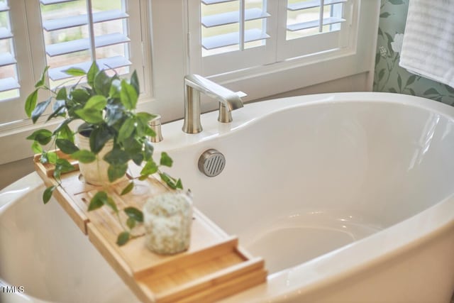 interior details with a freestanding tub