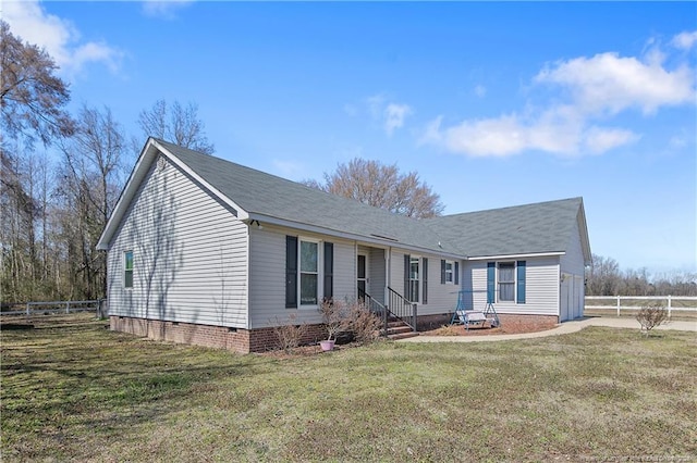 view of front of home featuring crawl space, a front yard, and fence