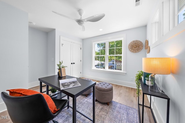 office area featuring ceiling fan, recessed lighting, baseboards, wood finished floors, and visible vents