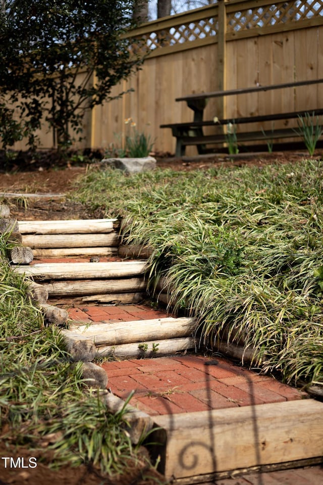 view of yard featuring fence