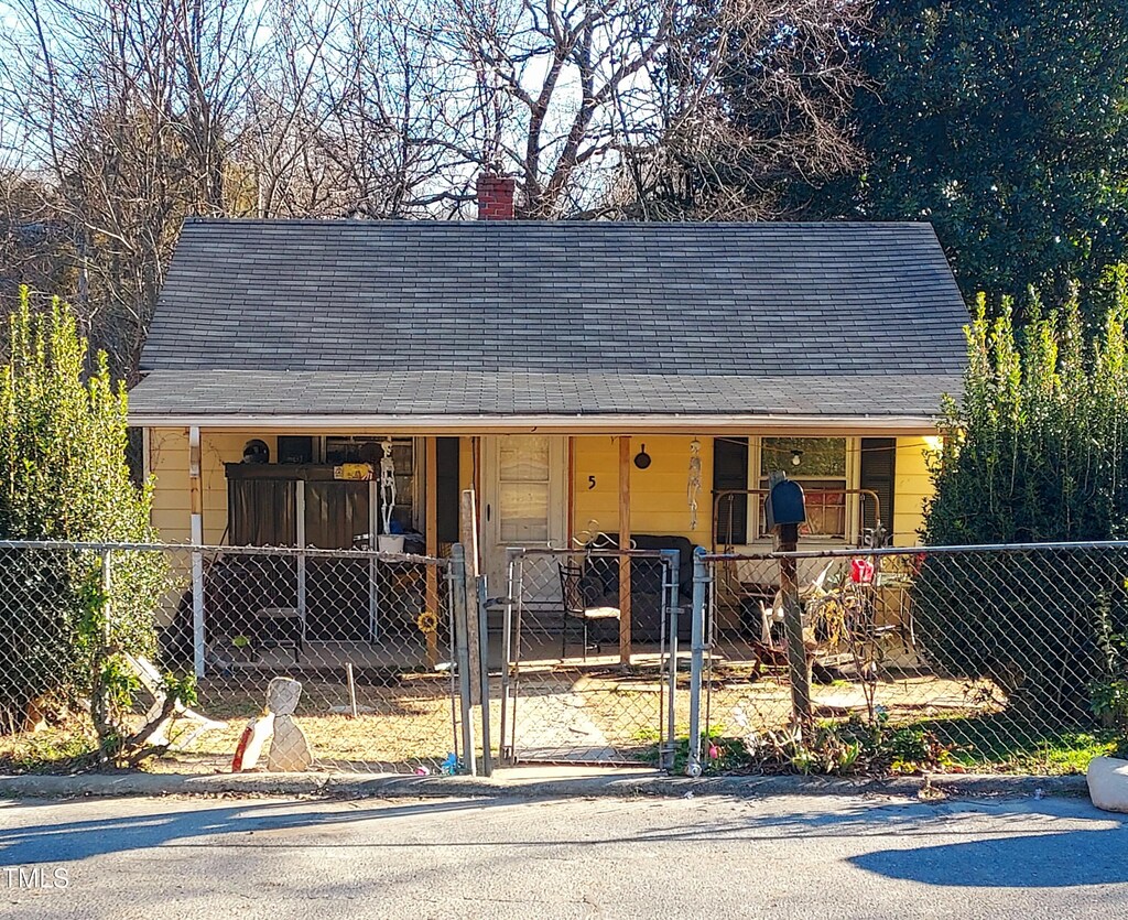 5 Circle Dr, Reidsville, NC 27320 - photo 1