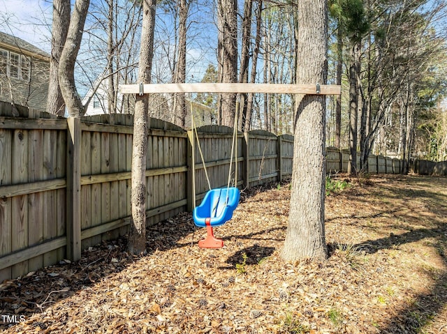 view of yard featuring a fenced backyard