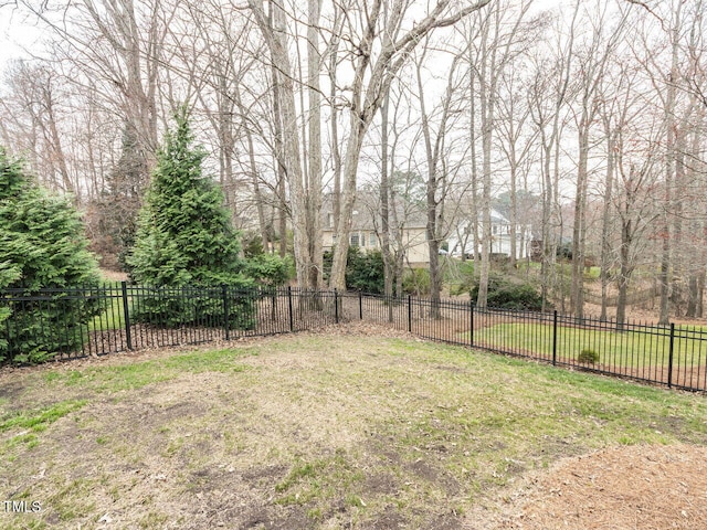 view of yard featuring fence