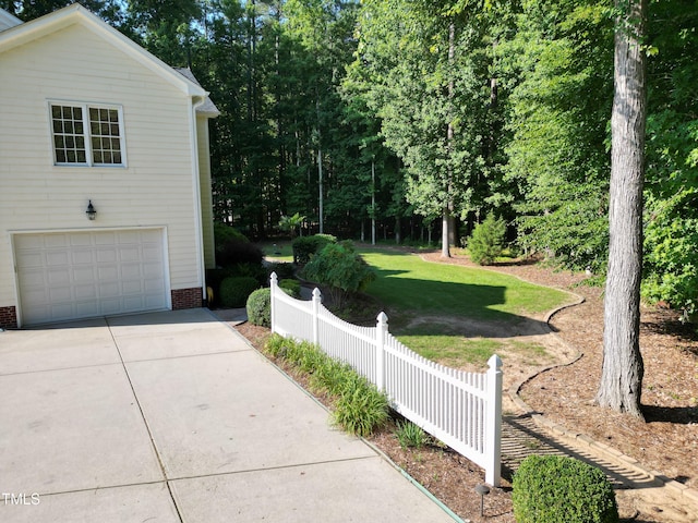 2514 Mcgowan Ct, Wake Forest, NC 27587 - view of yard with concrete driveway