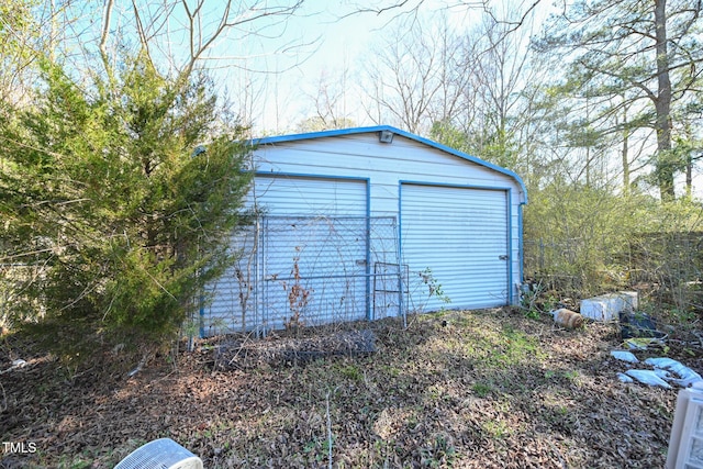 view of detached garage