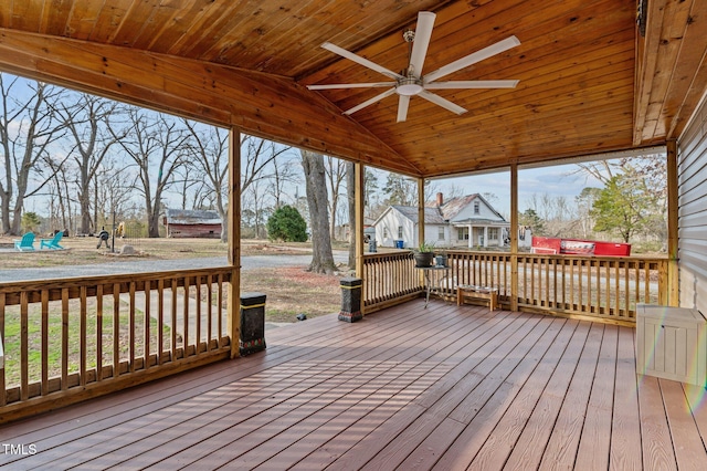 deck with a ceiling fan