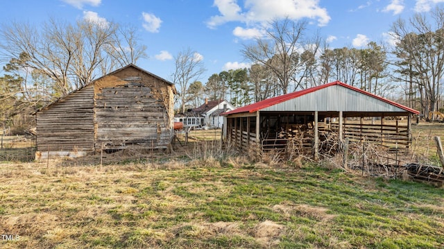 view of outdoor structure featuring an outdoor structure