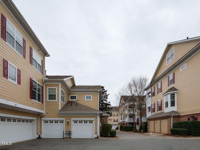 view of street with a residential view