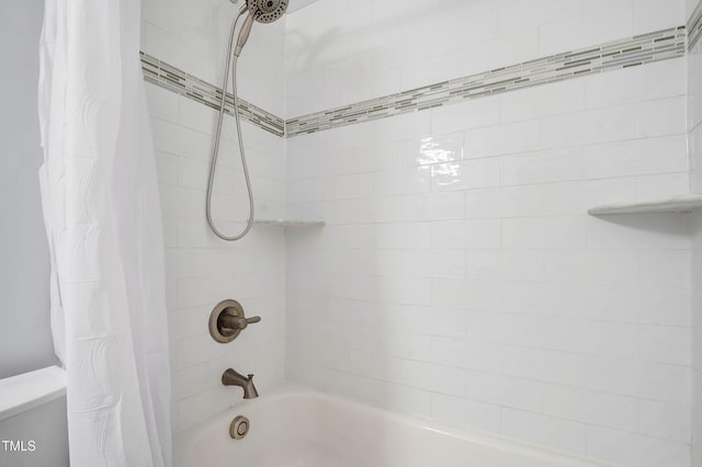 full bath featuring shower / bath combo