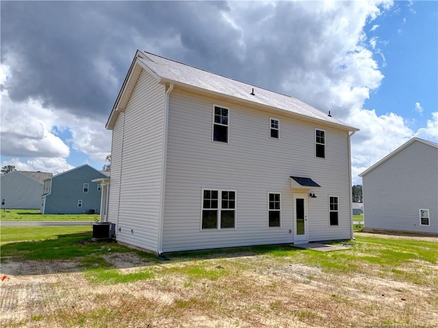 330 Penfield Way, Raeford, NC 28376 - back of house with a yard
