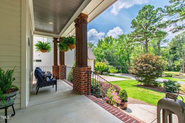 3337 Cheswick Dr, Raleigh, NC 27609 - view of covered porch