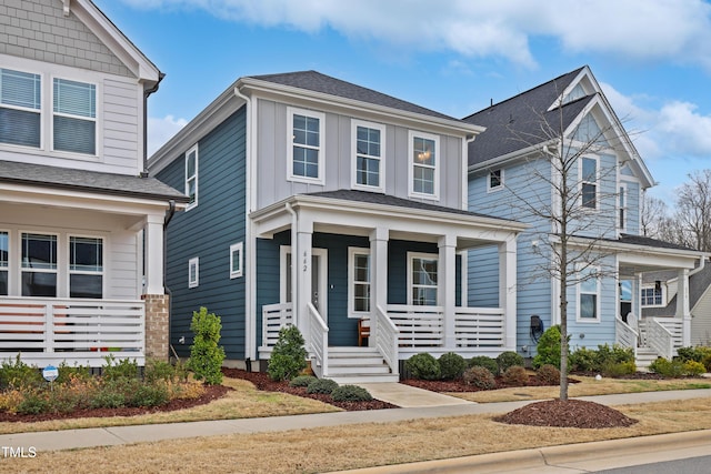 view of front of house featuring a porch