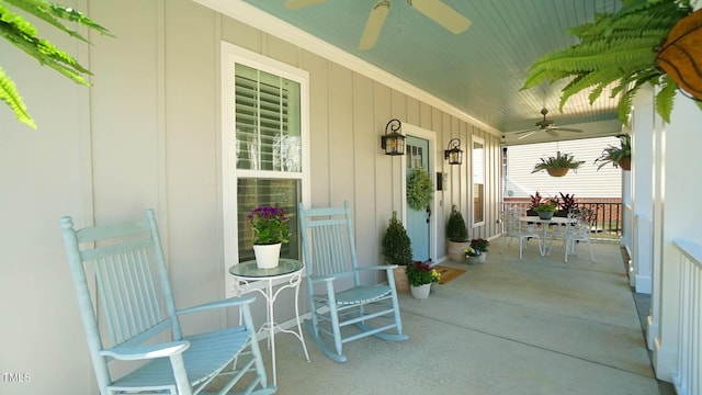 view of patio / terrace with a porch and a ceiling fan