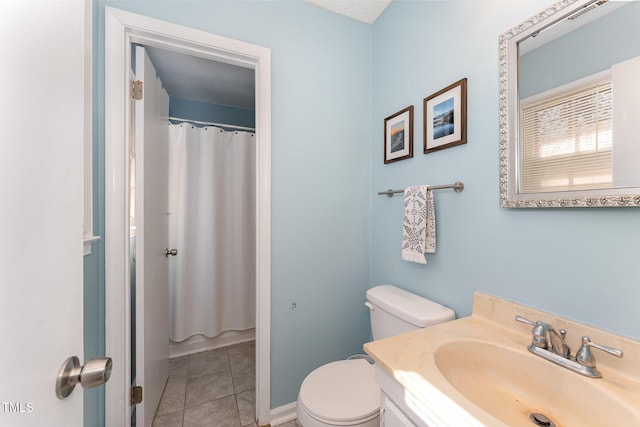 bathroom featuring tile patterned flooring, visible vents, toilet, and a shower with shower curtain