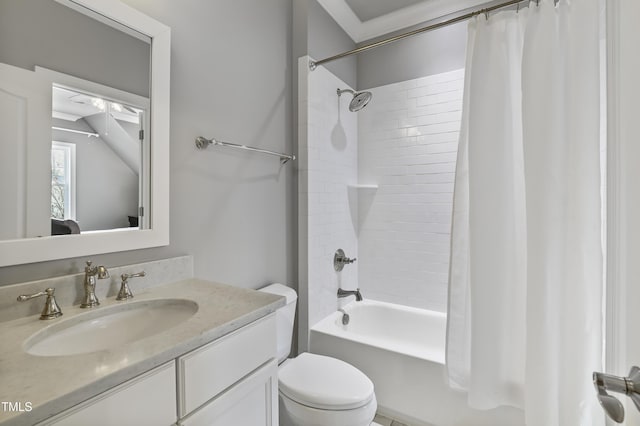 bathroom with shower / bath combo with shower curtain, toilet, and vanity