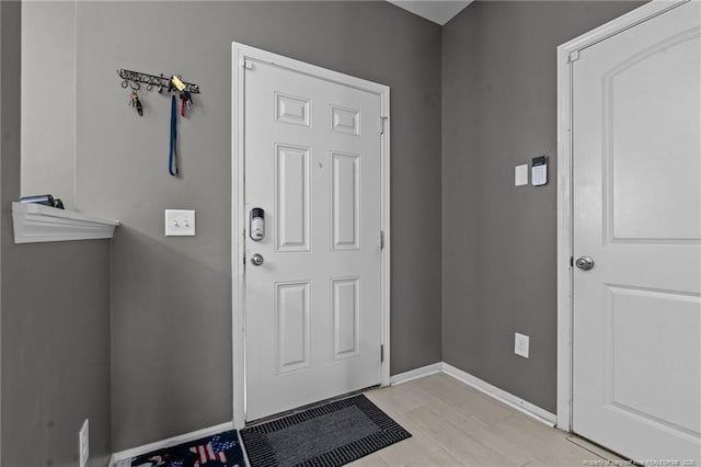 63 Slate Dr, Spring Lake, NC 28390 - entryway with baseboards