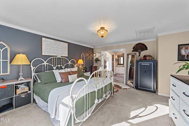 bedroom featuring visible vents, carpet floors, baseboards, arched walkways, and crown molding