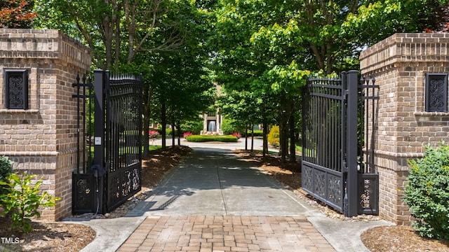 2421 Acanthus Dr, Wake Forest, NC 27587 - view of gate