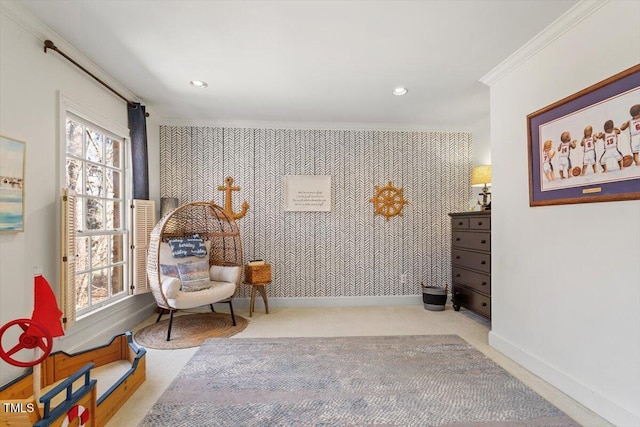 living area with recessed lighting, baseboards, crown molding, and wallpapered walls