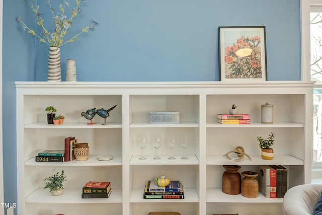 interior details featuring built in shelves