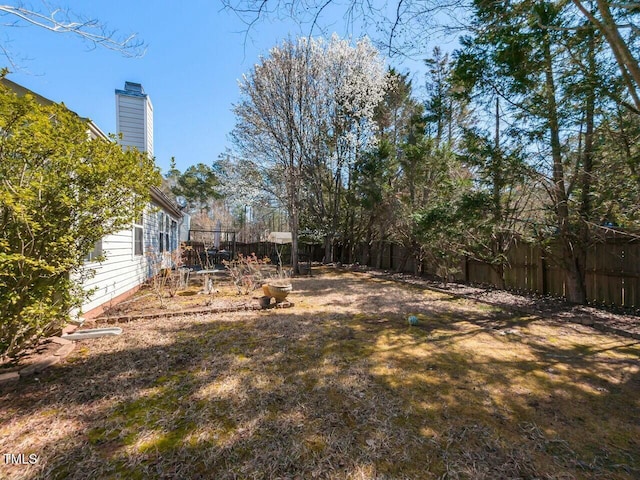 view of yard featuring fence