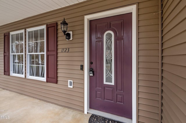 view of property entrance