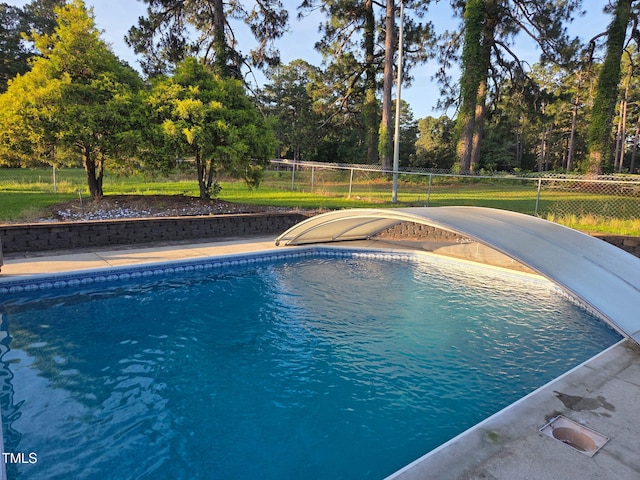 5350 Clubhouse Ln, Hope Mills, NC 28348 - view of swimming pool