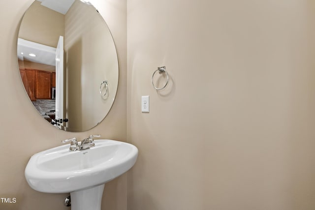 717 Samuel Cary Dr, Cary, NC 27511 - bathroom featuring a sink