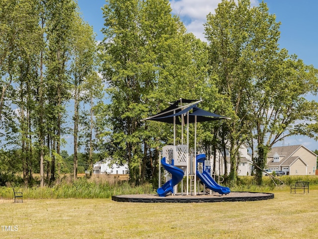 community play area with a yard