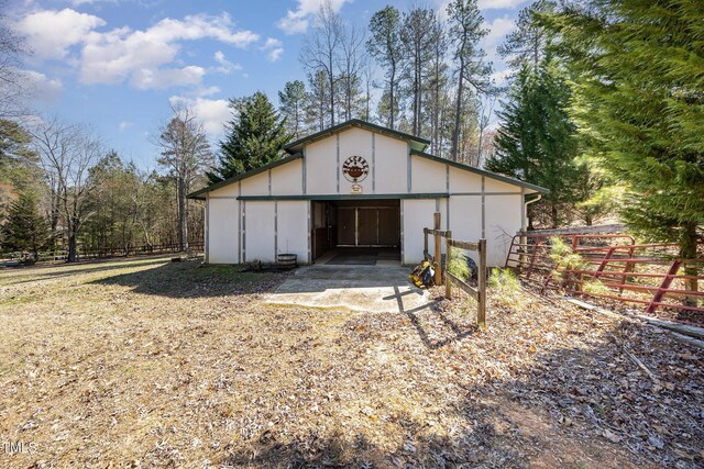 view of outbuilding with an outbuilding