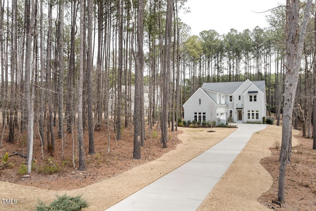 view of front of house featuring driveway