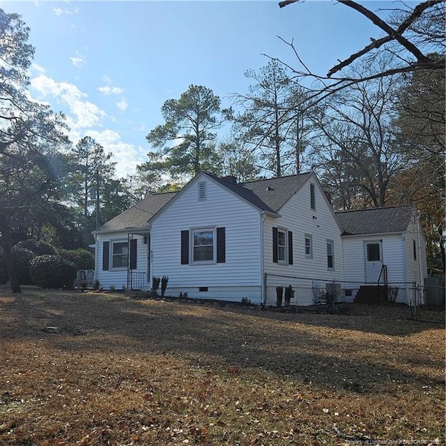 view of front of property